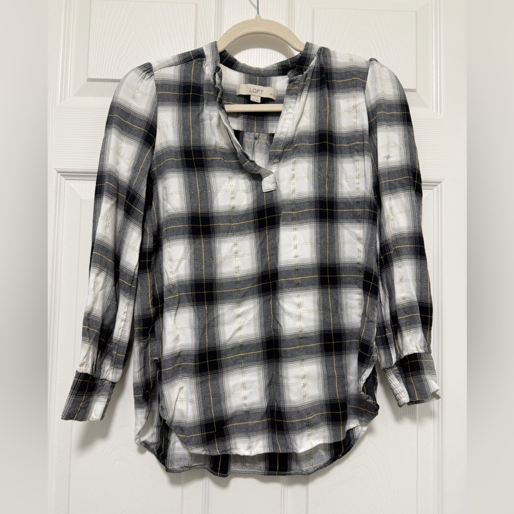 LOFT Women's Black and White Checkered Blouse